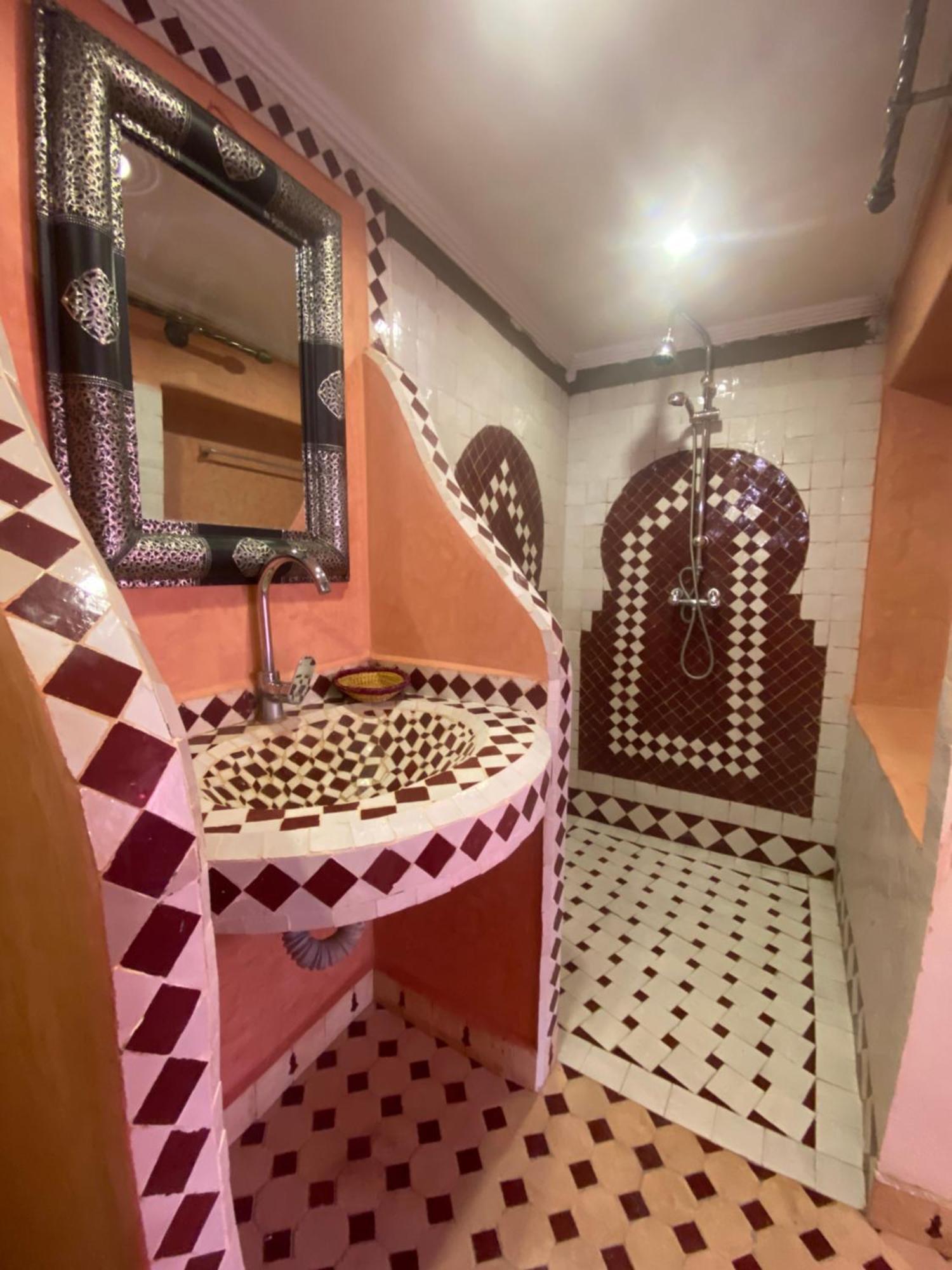 Tafsut Dades Guesthouse Stay With Locals Tamellalt  Exterior photo